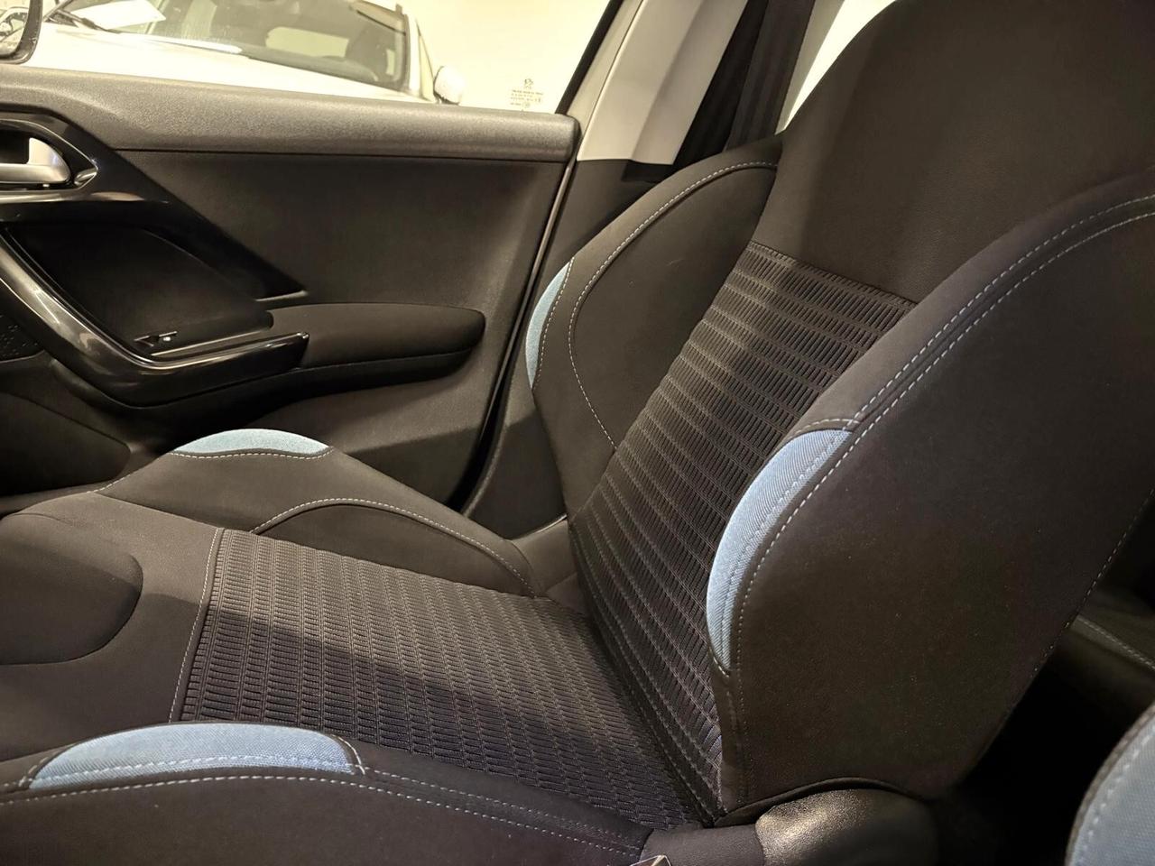 Peugeot 208 ALLURE 1.6 e-HDi 92 CV 5 porte