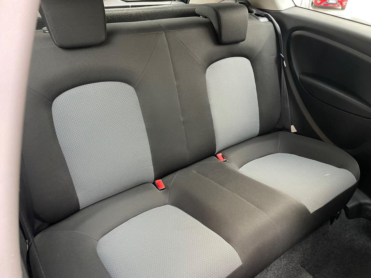 Fiat Grande Punto 1.4 3p. GPL/1PROP/GARANZIA 12 MESI