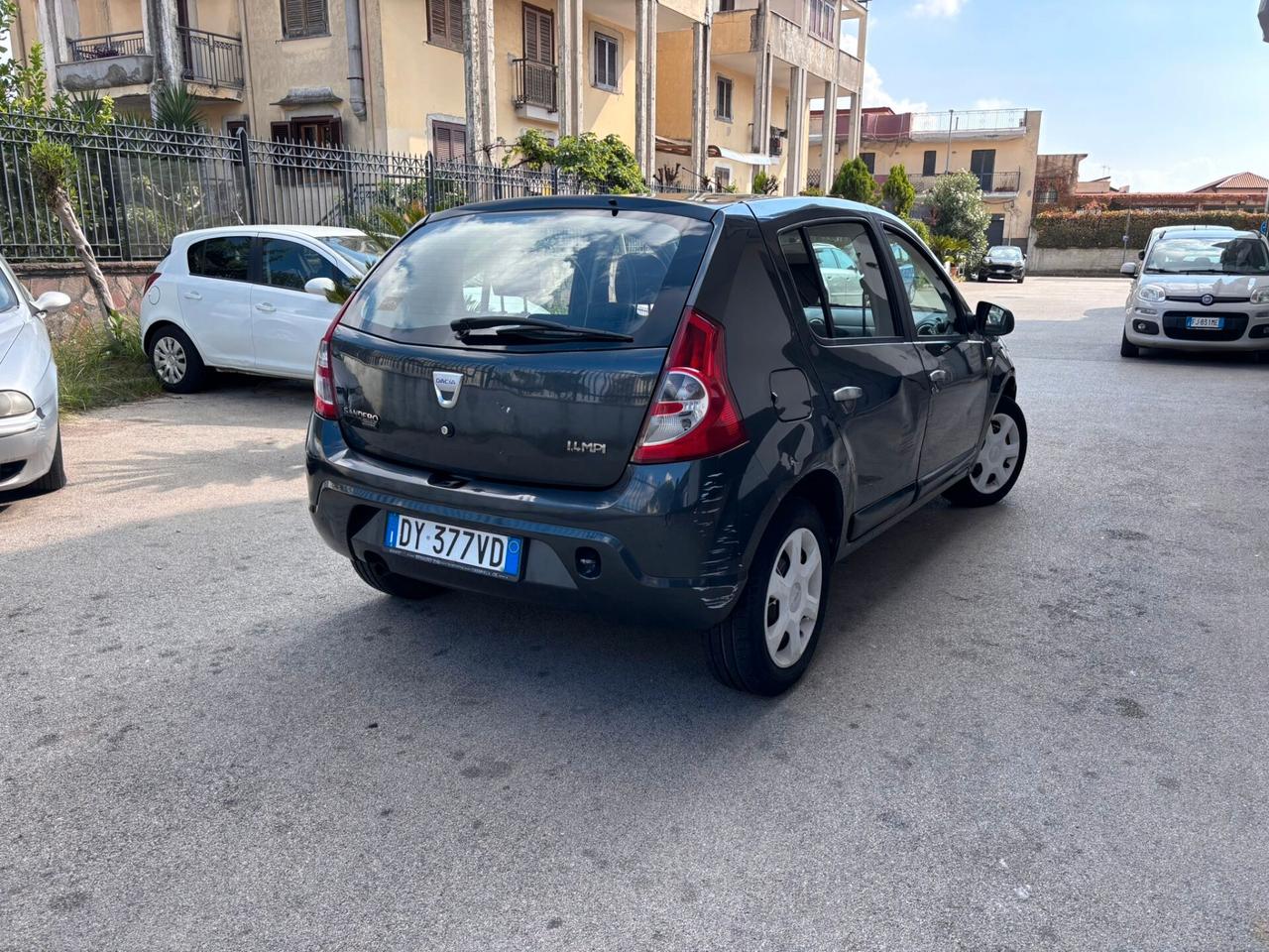 Dacia Sandero 1.4 8V GPL LAUREATE