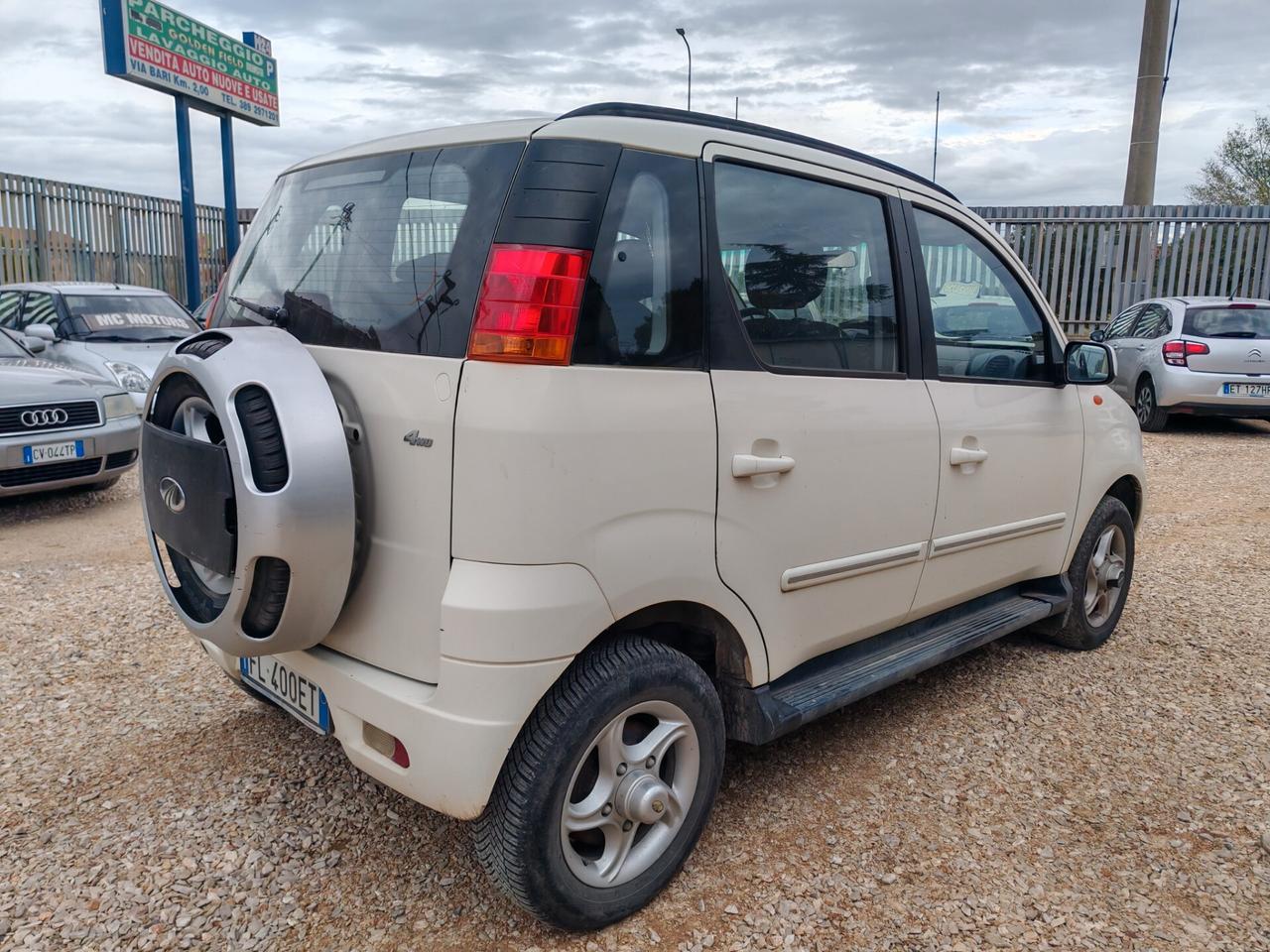 Mahindra Quanto C8 2.2 4WD N1