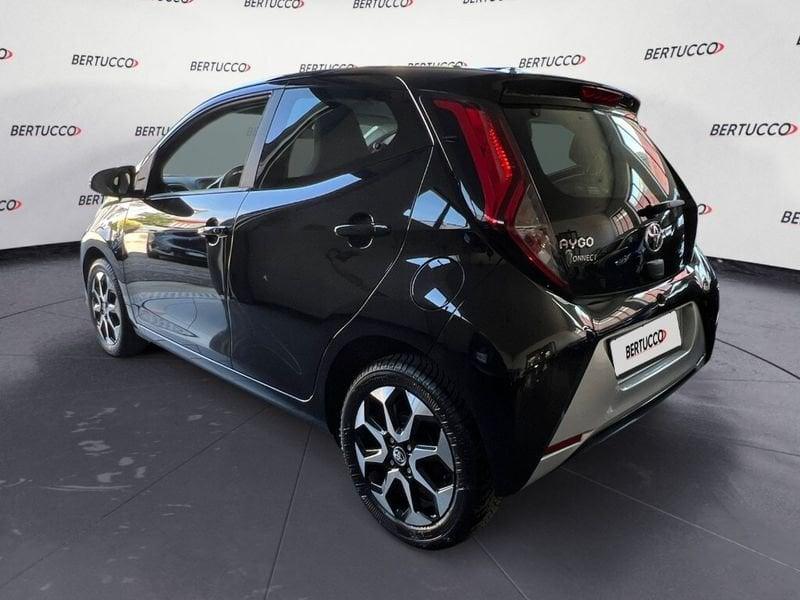 Toyota Aygo 2ª serie Connect 1.0 VVT-i 72 CV 5 porte x-clusiv MMT