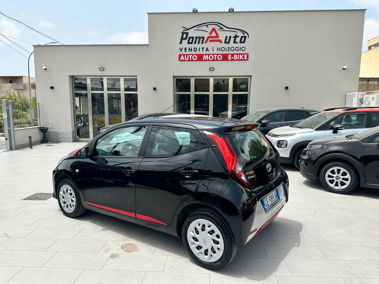 Toyota Aygo Connect 1.0 VVT-i 72 CV 5 porte x-fun MMT