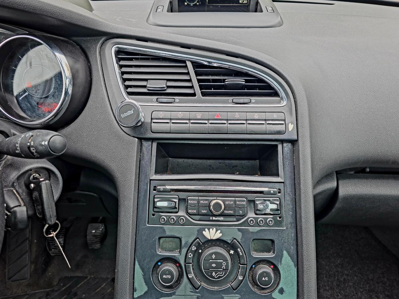 Peugeot 5008 1.6 HDi 115CV Allure 2013 E5B 7Posti Manuale NEO