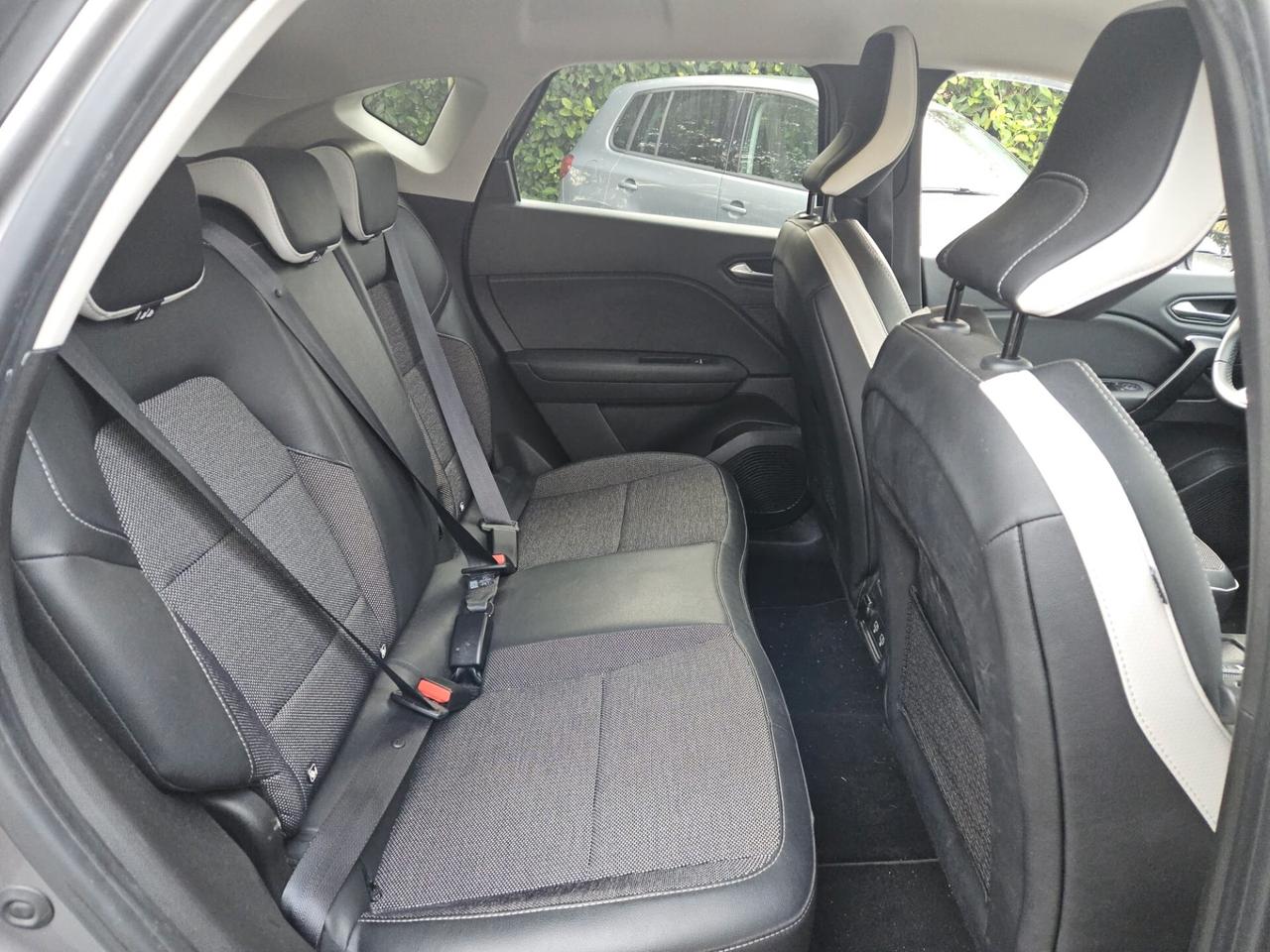 Renault Captur Full Hybrid E-Tech 145 CV Zen