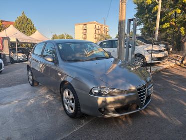 Alfa Romeo 147 1.9 JTD M-JET 16V 5 porte Dist.