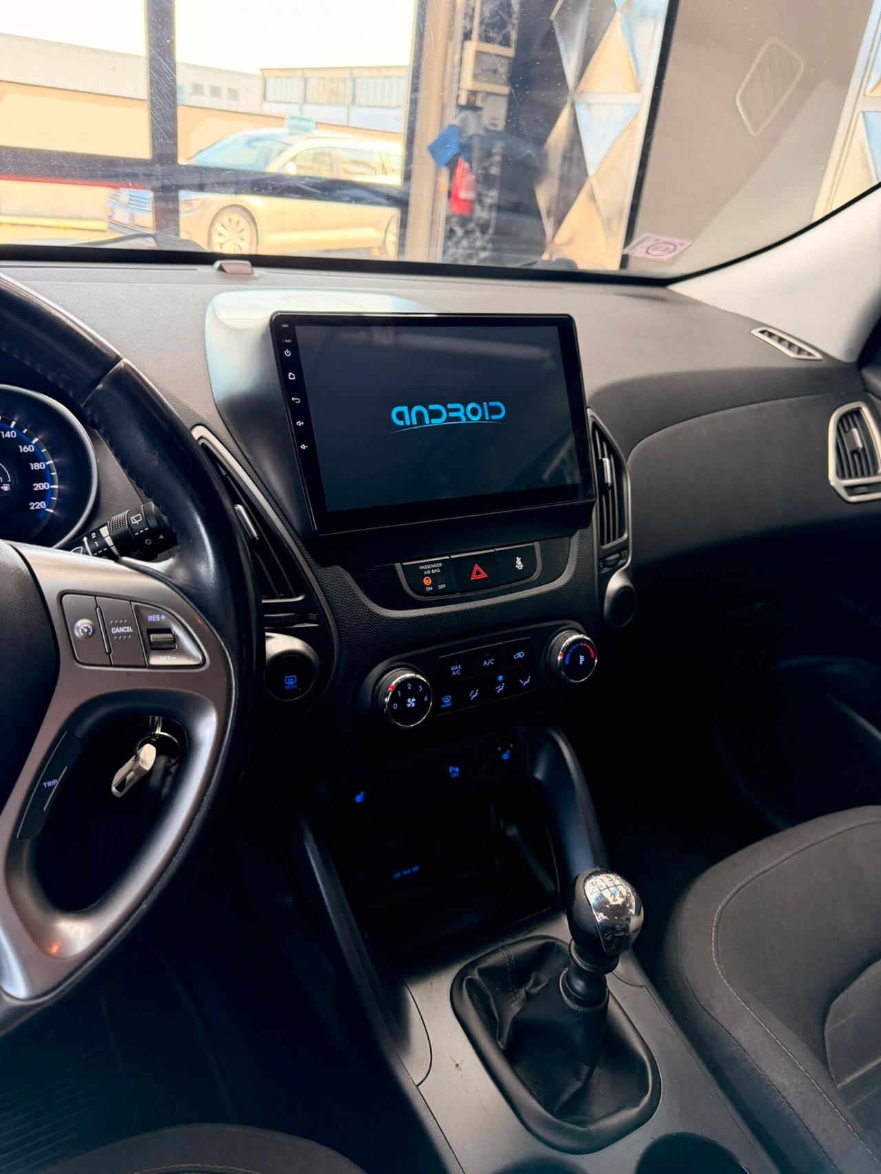 Hyundai iX35 1.7 CRDi 2WD Xpossible