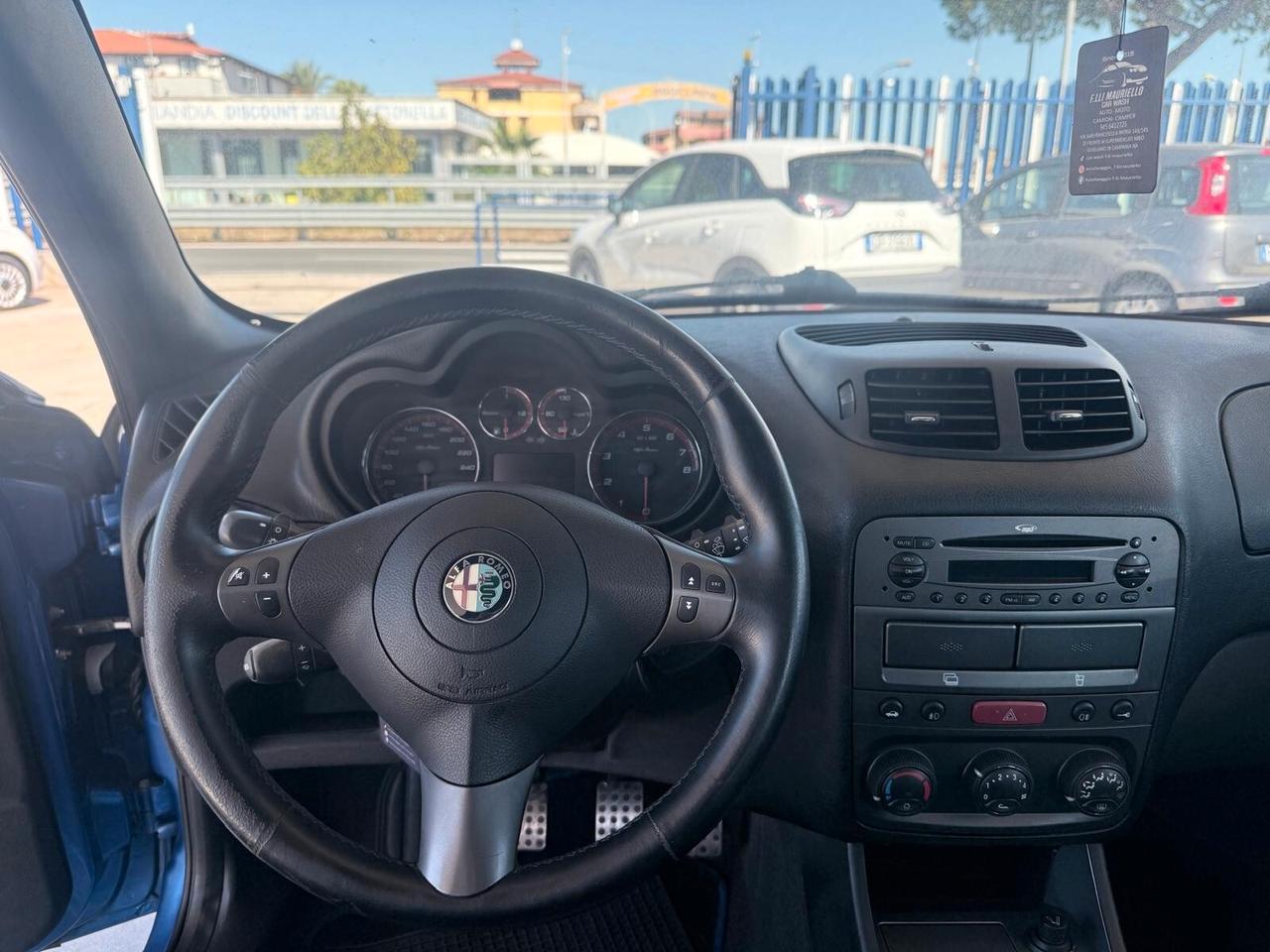 Alfa Romeo 147 1.6 16V TS (105) 5 porte Black Line