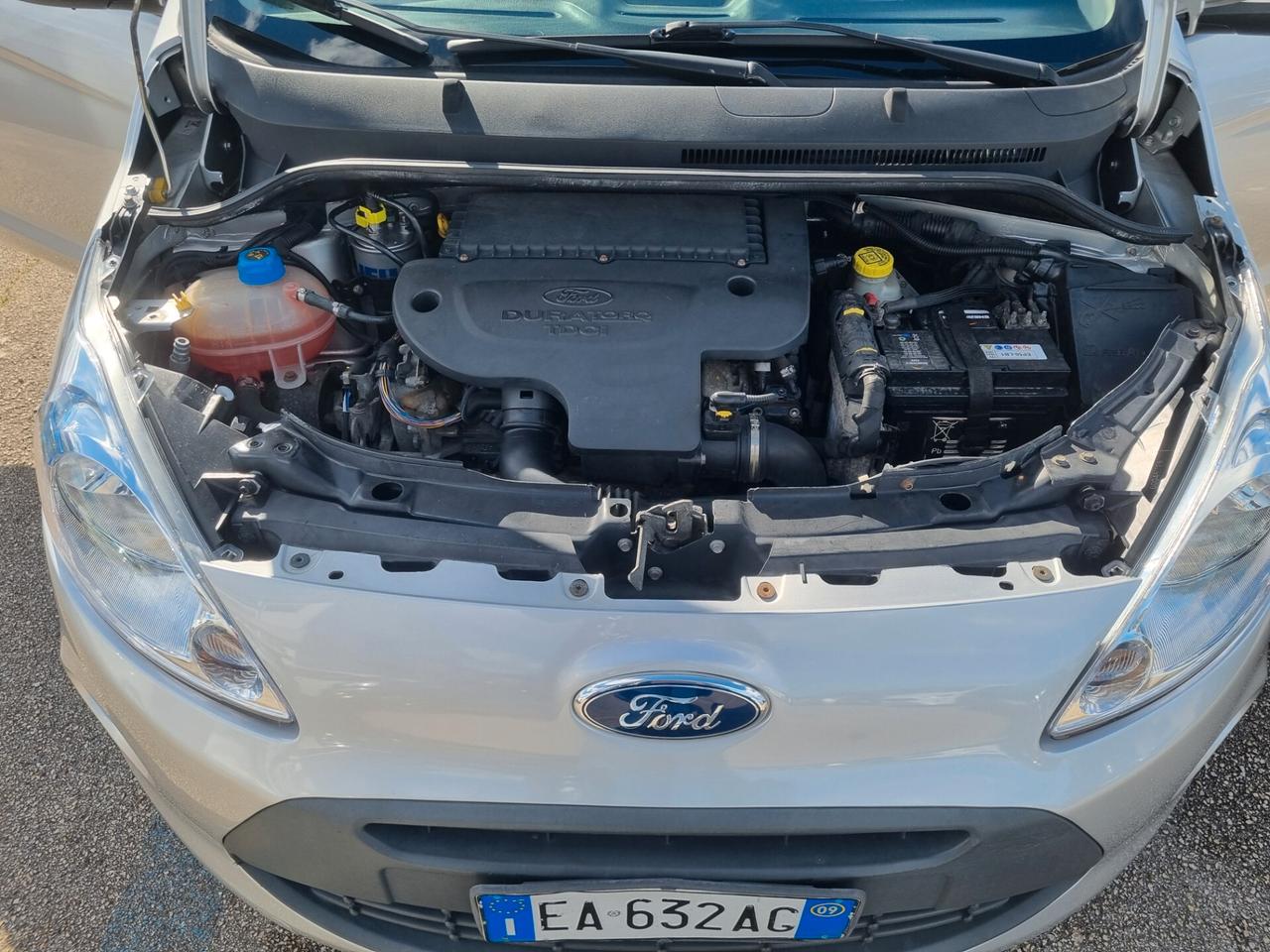 Ford Ka 1.3 TDCi 75CV EURO 4 Titanium