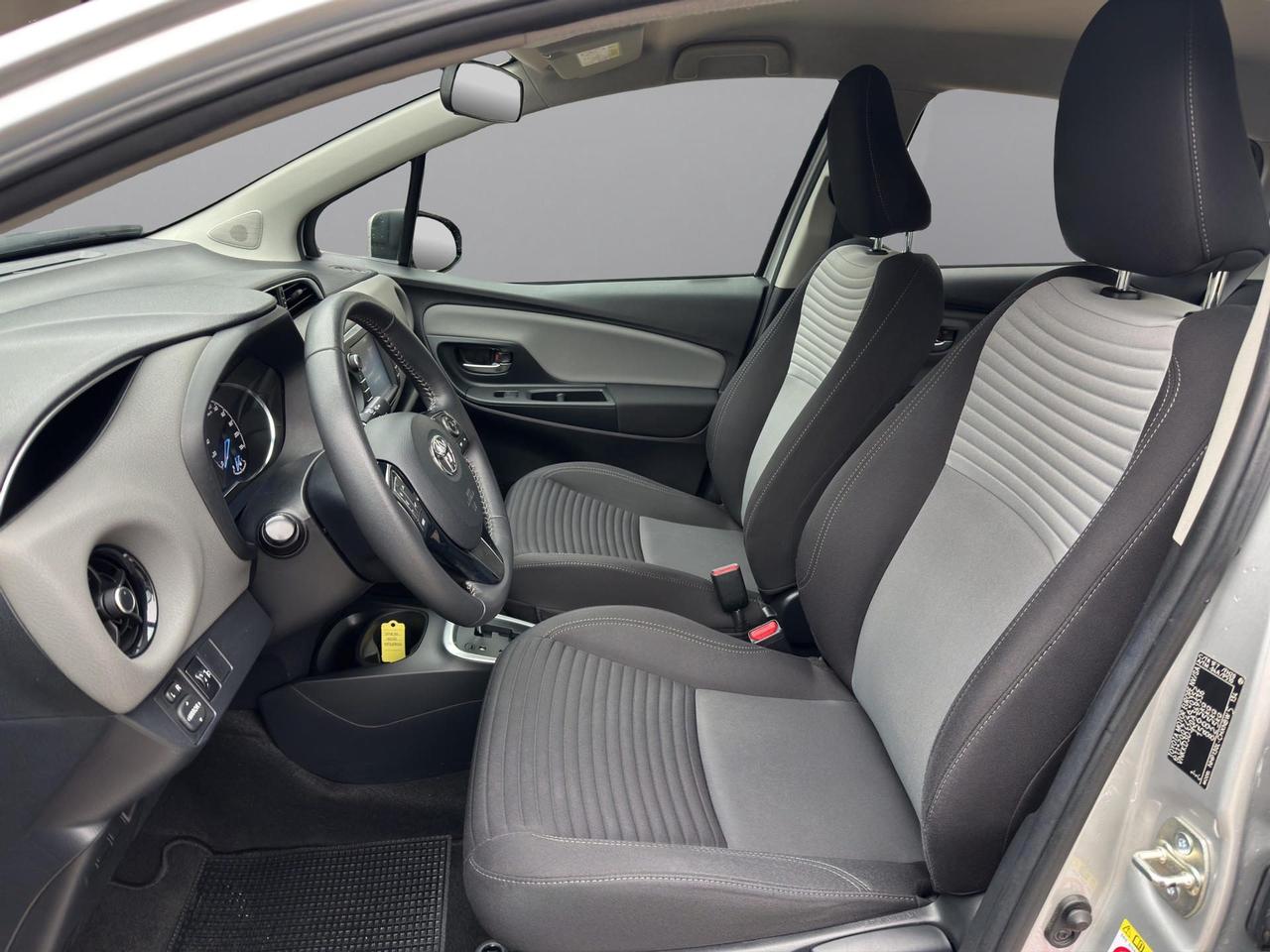 Toyota Yaris 5p 1.5h Active