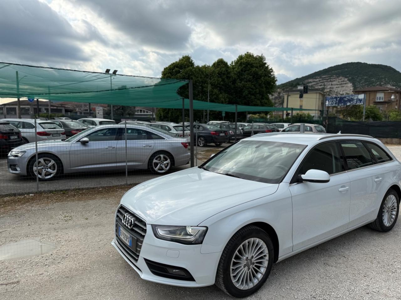 Audi A4 Avant 2.0 TDI 150 CV multitronic Ambiente Uniprop Euro5