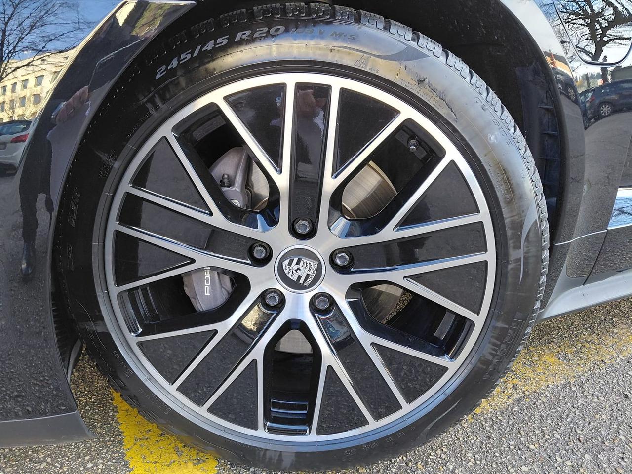 Porsche Taycan Performance Battery Plus #8212