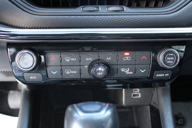 Jeep Compass 1.3 turbo t4 phev Trailhawk 4xe con CarPlay