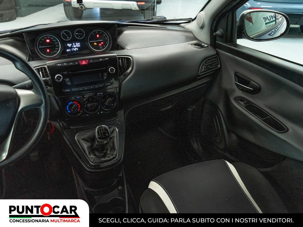 Lancia Ypsilon 1.2 69 CV 5 porte Elefantino