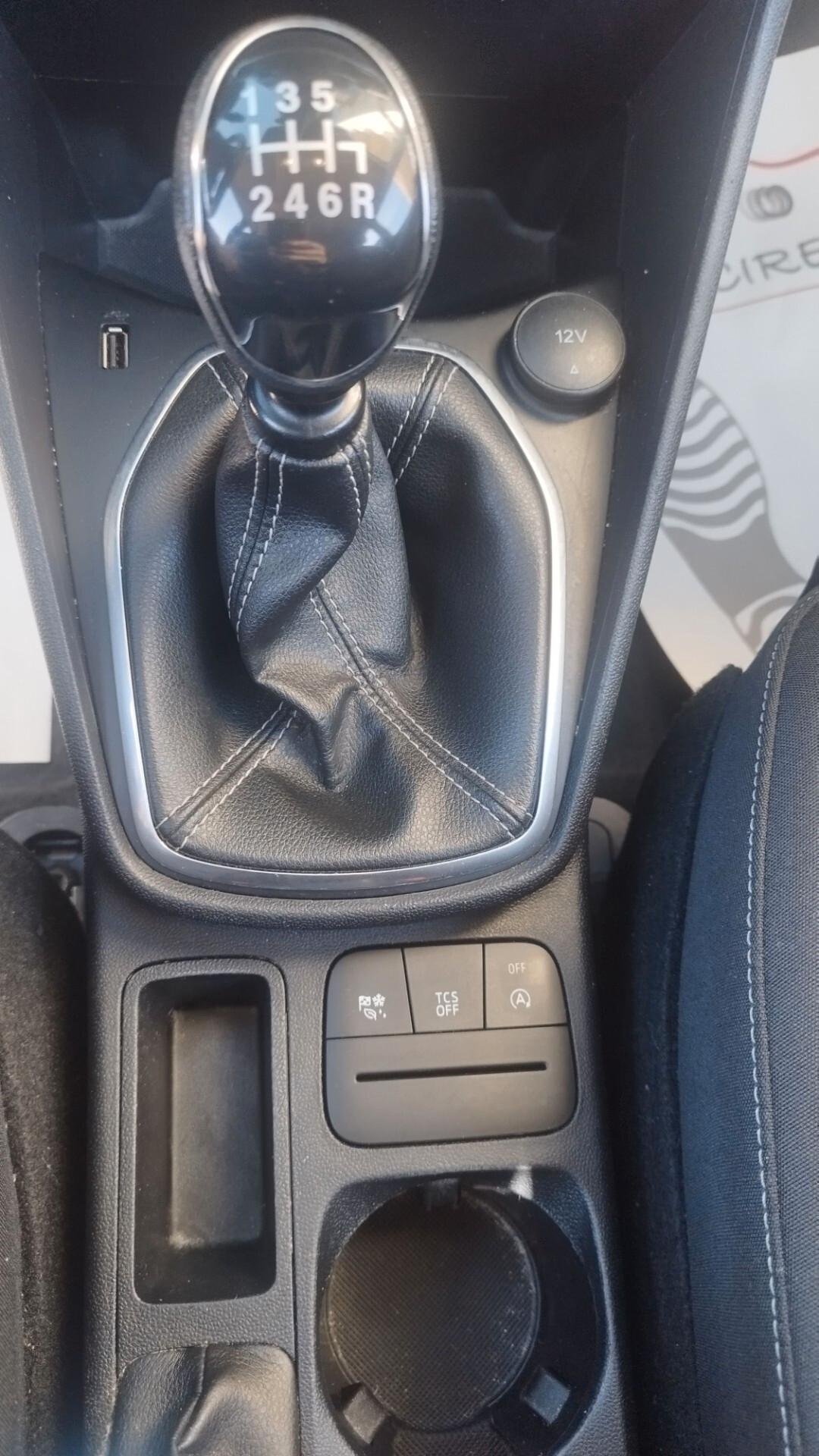 Ford Fiesta 1.0 Ecoboost Hybrid 125 CV DCT 5 porte Titanium