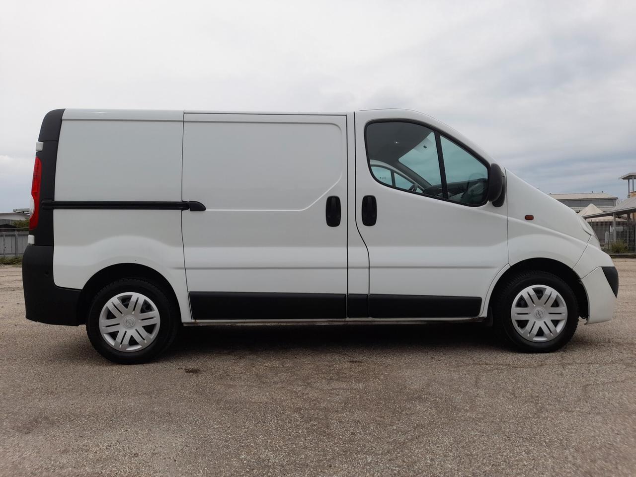 VIVARO GANCIO TRAINO