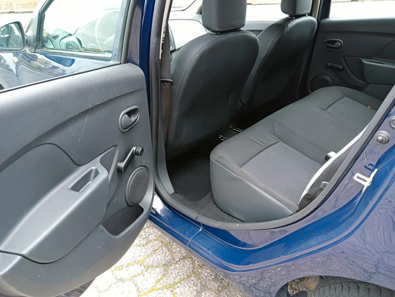 Dacia Sandero 1.2 GPL 75CV