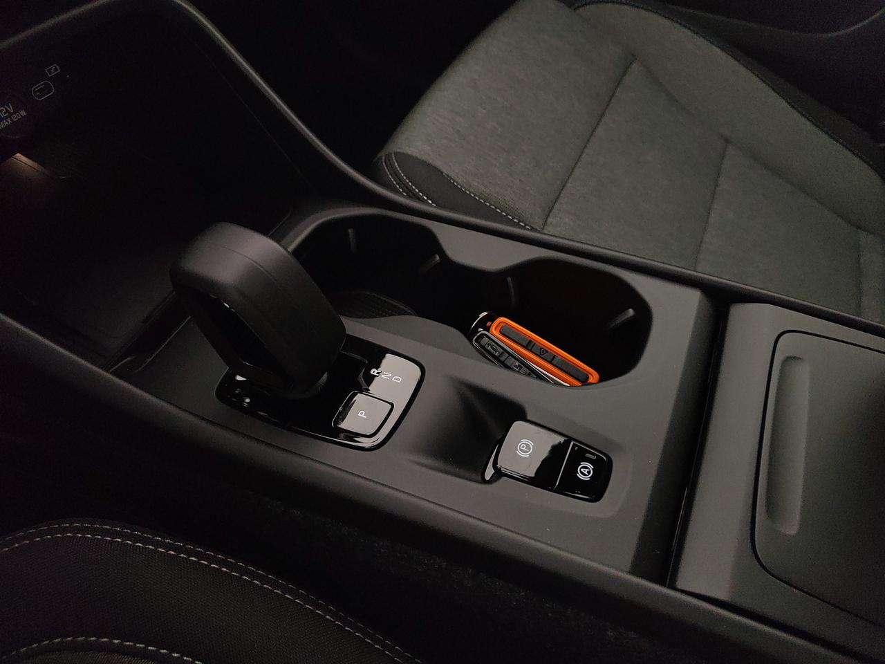 VOLVO XC40 2.0 b3 Core auto