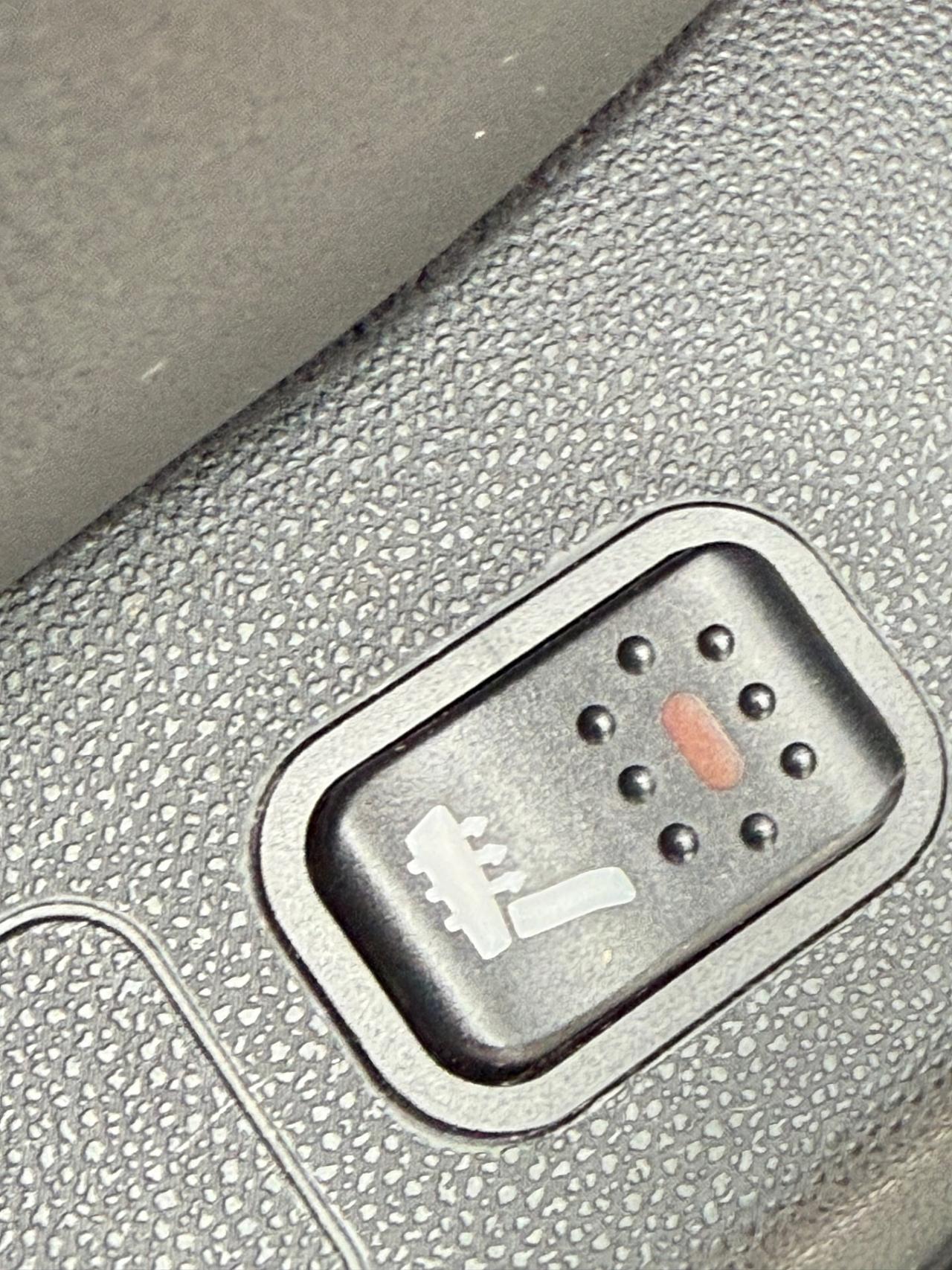 Alfa Romeo Giulietta 1750 Turbo TCT Quadrifoglio Verde Lounge Edition serie limitata N 239