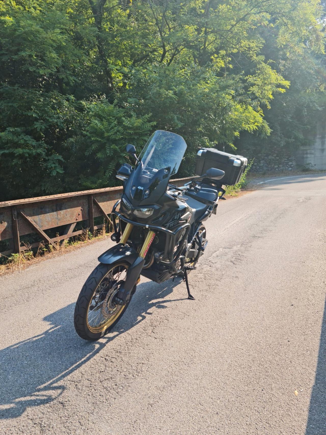 Honda CRF1000L Africa Twin crf 1000 l adventure sport
