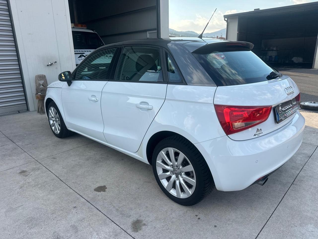 Audi A1 1.6 TDI S tronic line edition