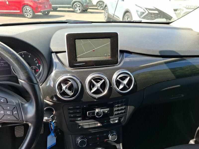 Mercedes-Benz Classe B B 180 BlueEFFICIENCY Executive