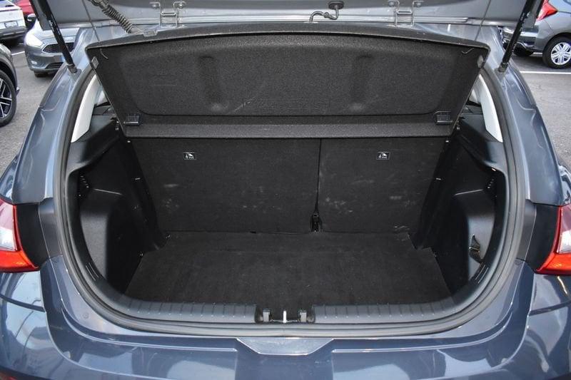 Hyundai i20 i20 1.2 MPI MT Connectline