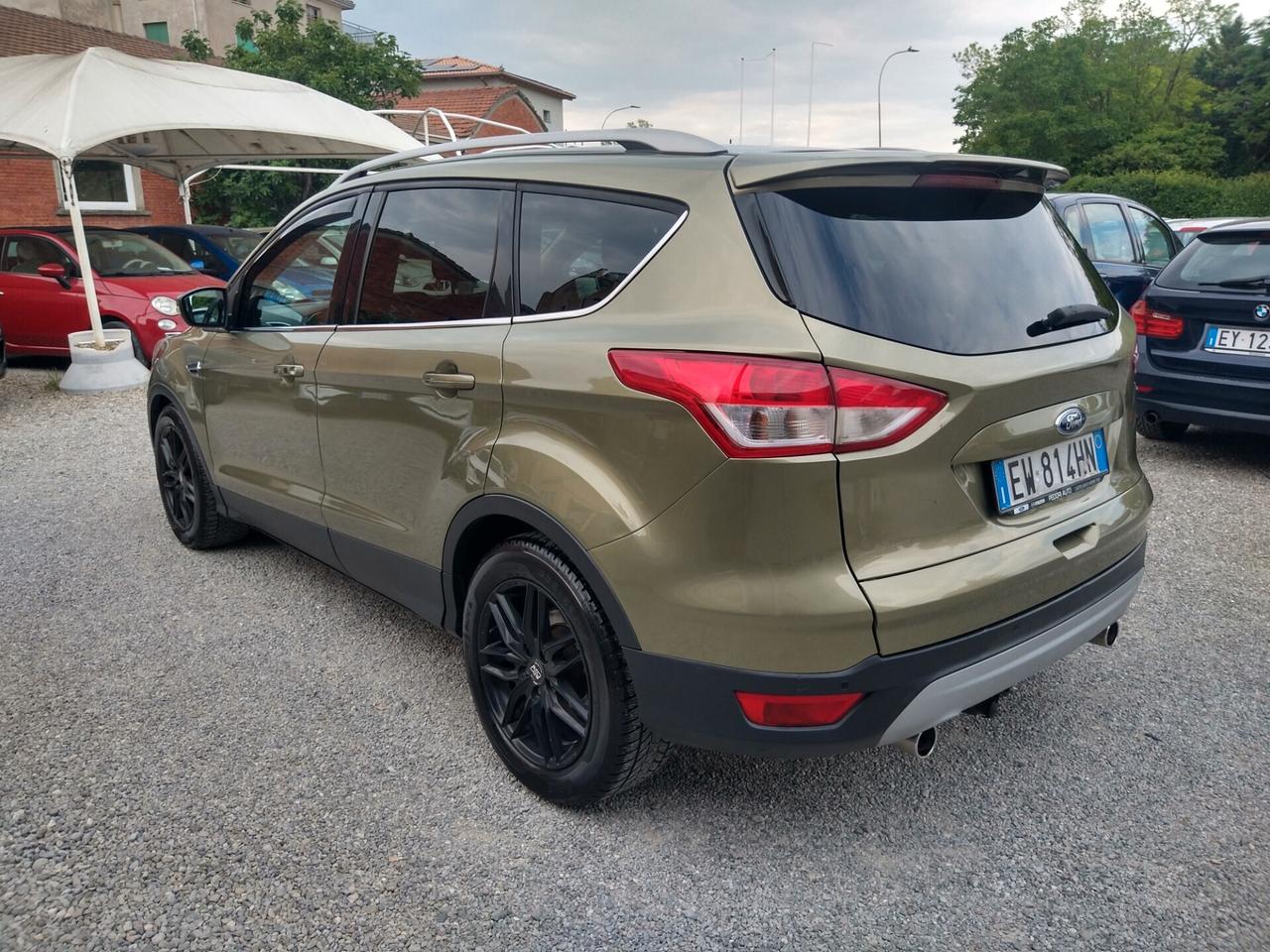 Ford Kuga 2.0 TDCI 163 CV 4WD Powershift Titanium