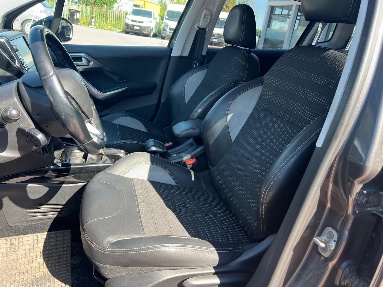 Peugeot 2008 BlueHDi 100 Allure