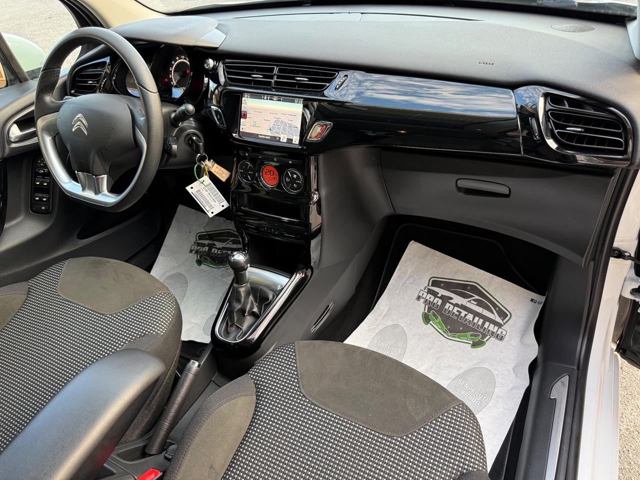 Citroen C3 - 1.2 Benzina 82 cv - Neopatentati