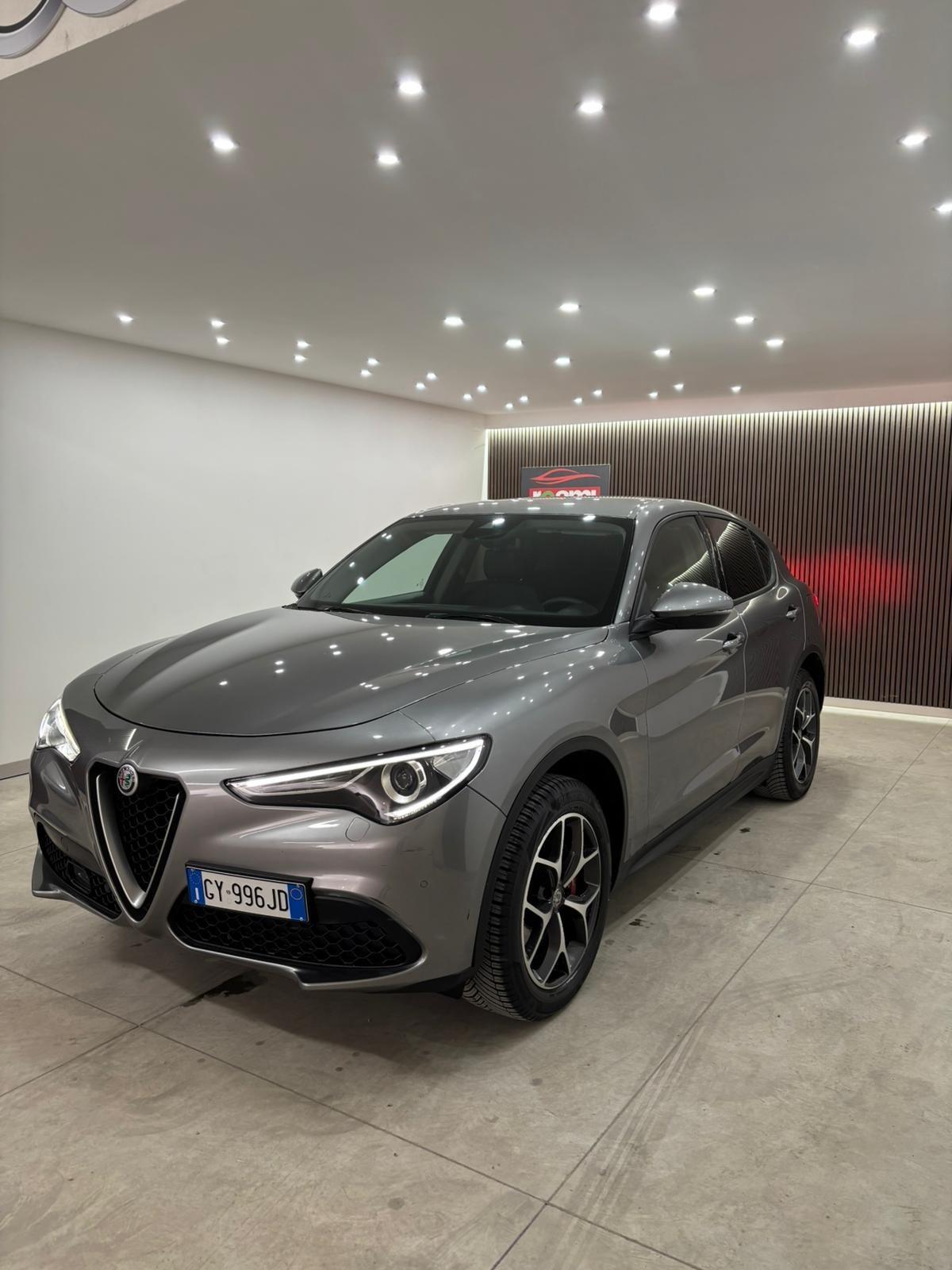 Alfa Romeo Stelvio 2.2 Turbodiesel 210 CV AT8 Q4 Super