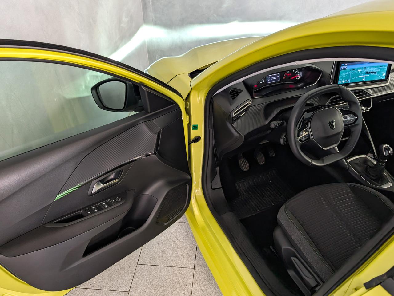 Peugeot 208 1.2 puretech 100cv Active