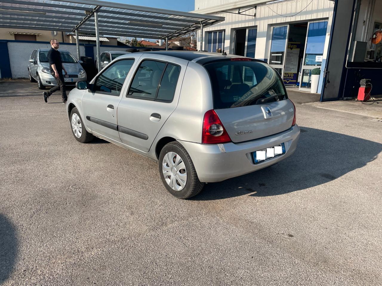 Renault Clio Storia 1.2 5 porte GPL