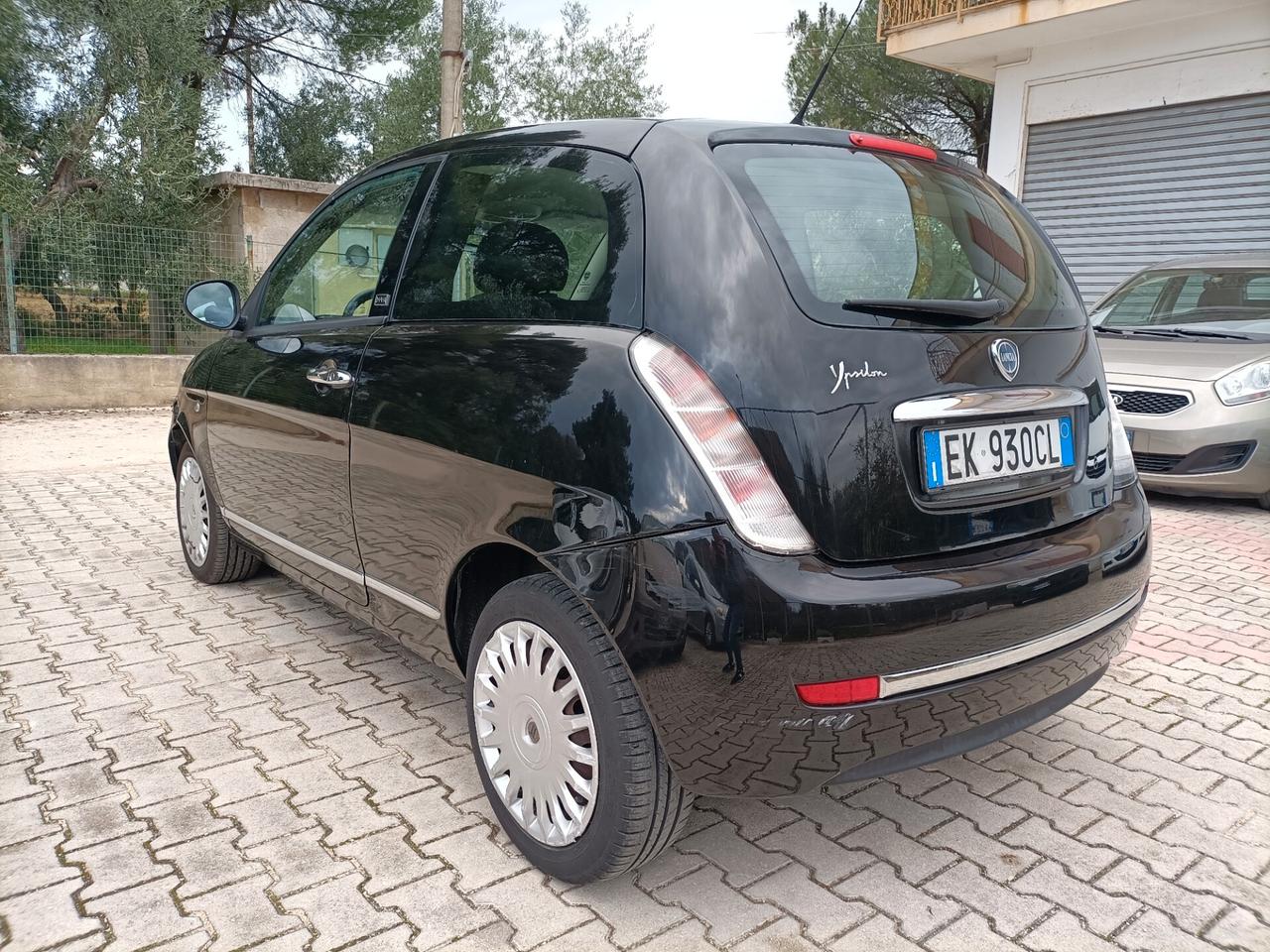 Lancia Ypsilon 1.2 69 CV Diva
