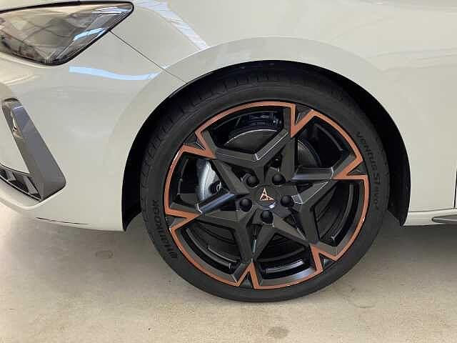CUPRA Leon 1.5 Hybrid 150 CV DSG