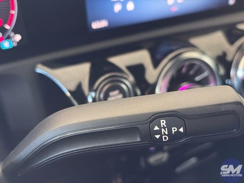 Mercedes-Benz Classe A A 180 d Automatic AMG Line Premium