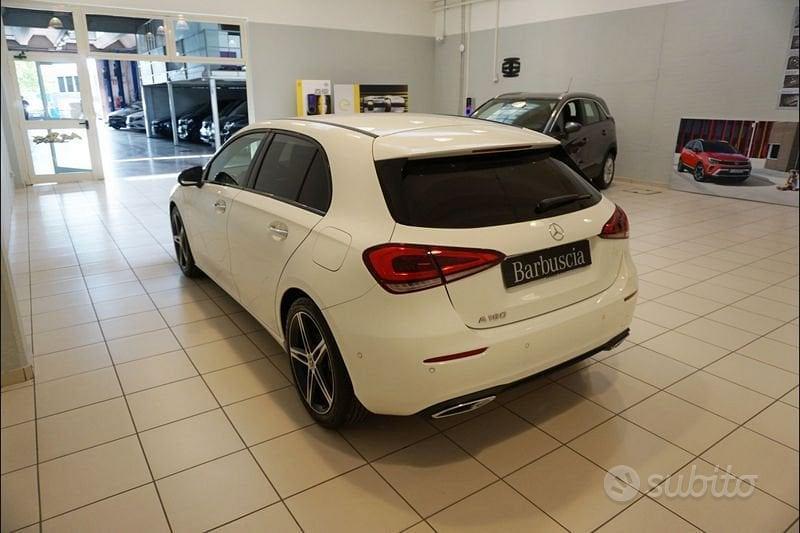 Mercedes-Benz Classe A (W177) - A 180 Automat...