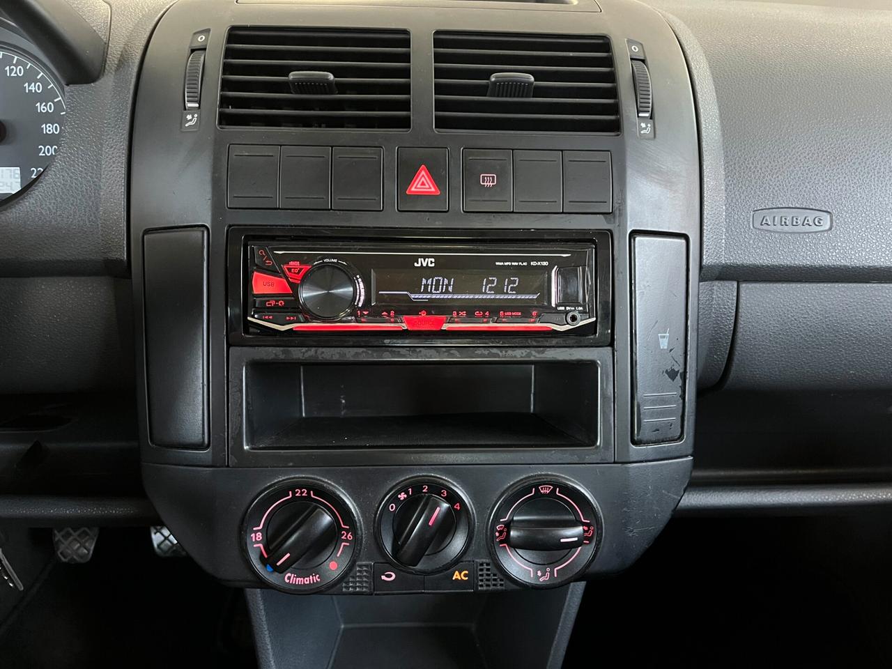 Volkswagen Polo 1.2cc TRENDLINE 64cv (OK NEOPATENTATI)