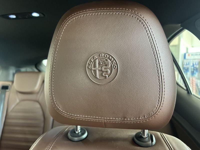 Alfa Romeo Stelvio Stelvio 2.2 Turbodiesel 210 CV AT8 Q4 Executive