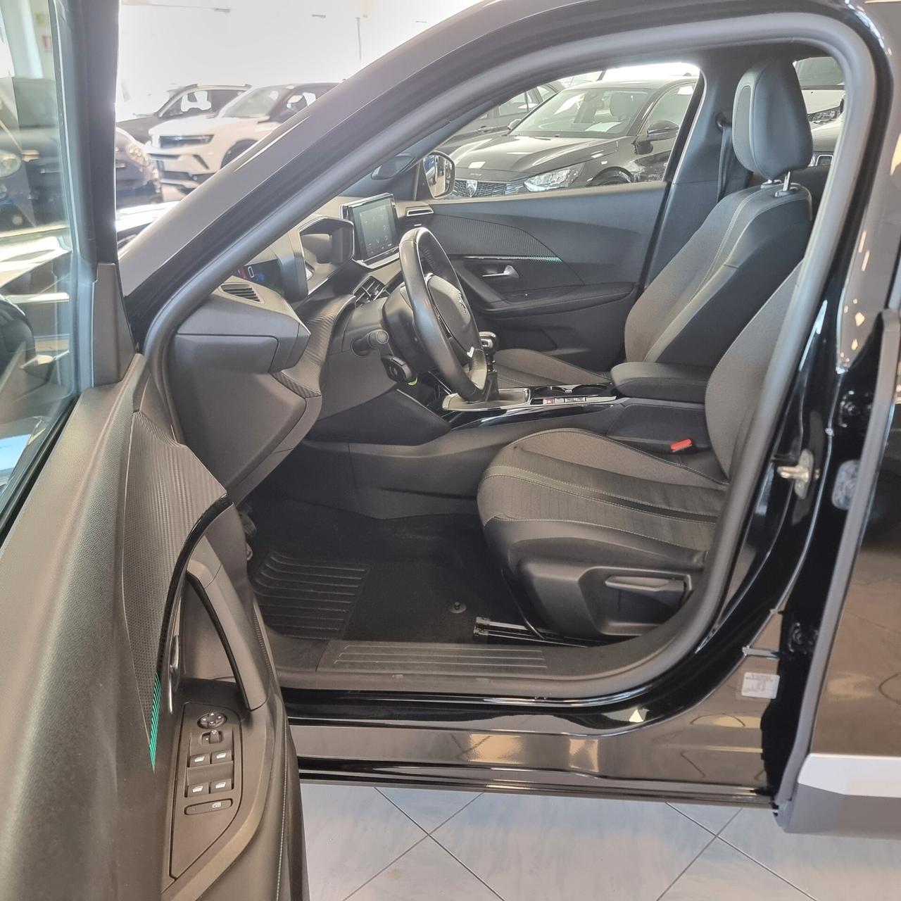 PEUGEOT 2008 ALLURE PACK 1.2 Bz 100cv Euro 6D