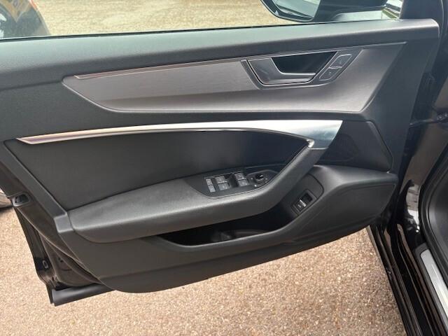 Audi A6 Avant 45 3.0 TDI quattro tiptronic S-LINE