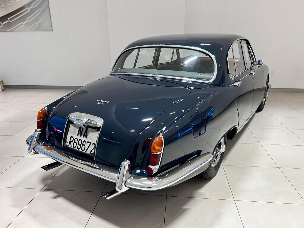 Jaguar S-Type 3.8 S