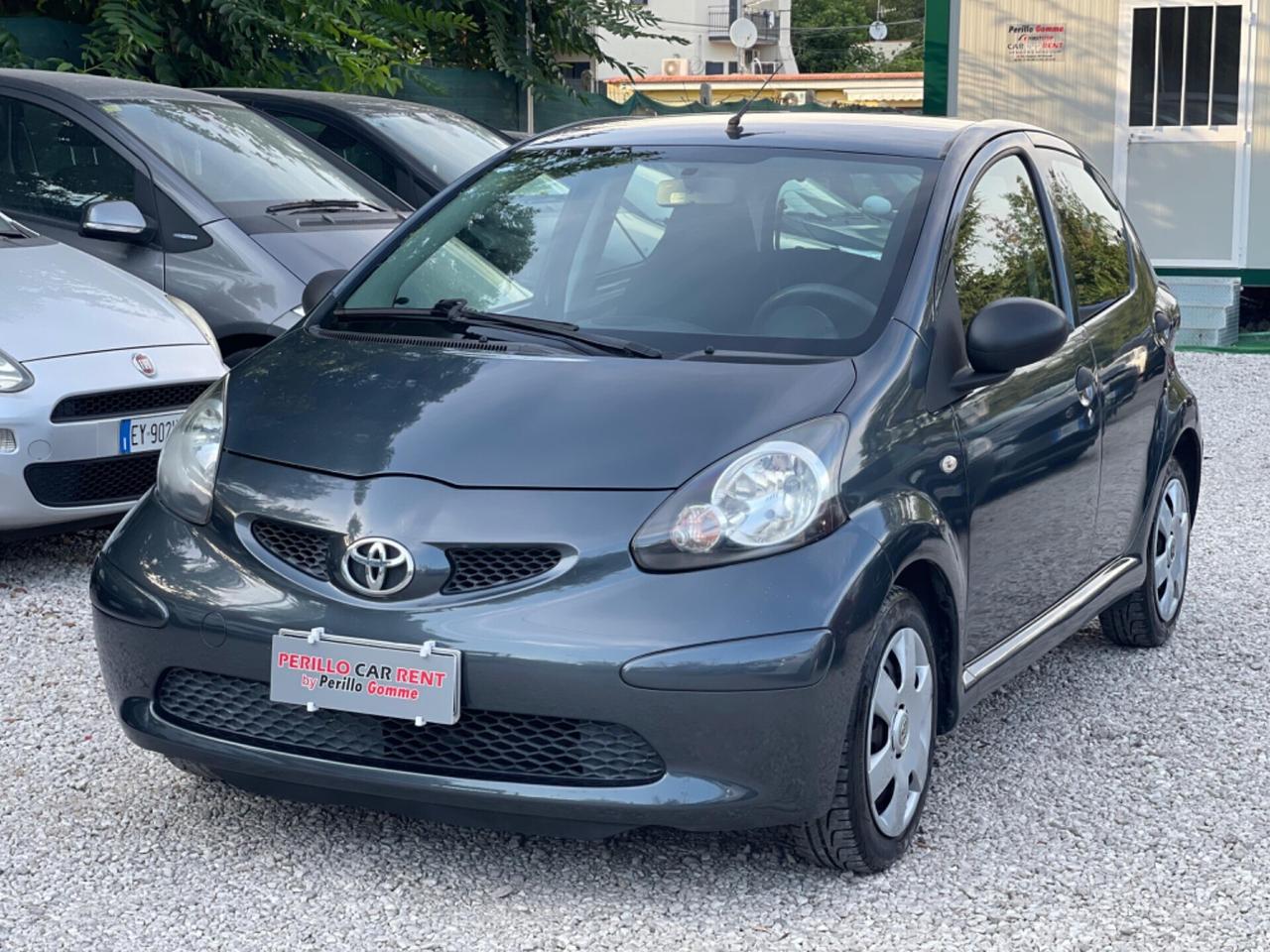 Toyota Aygo 1.0 12V VVT-i 5 porte Sound