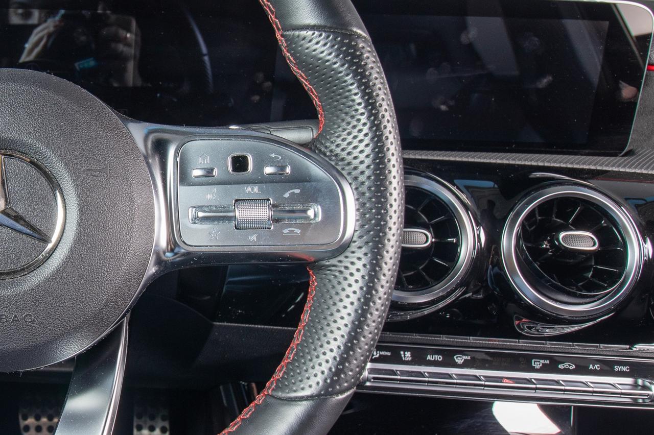 Mercedes-Benz A 180 Premium Amg Auto 136cv