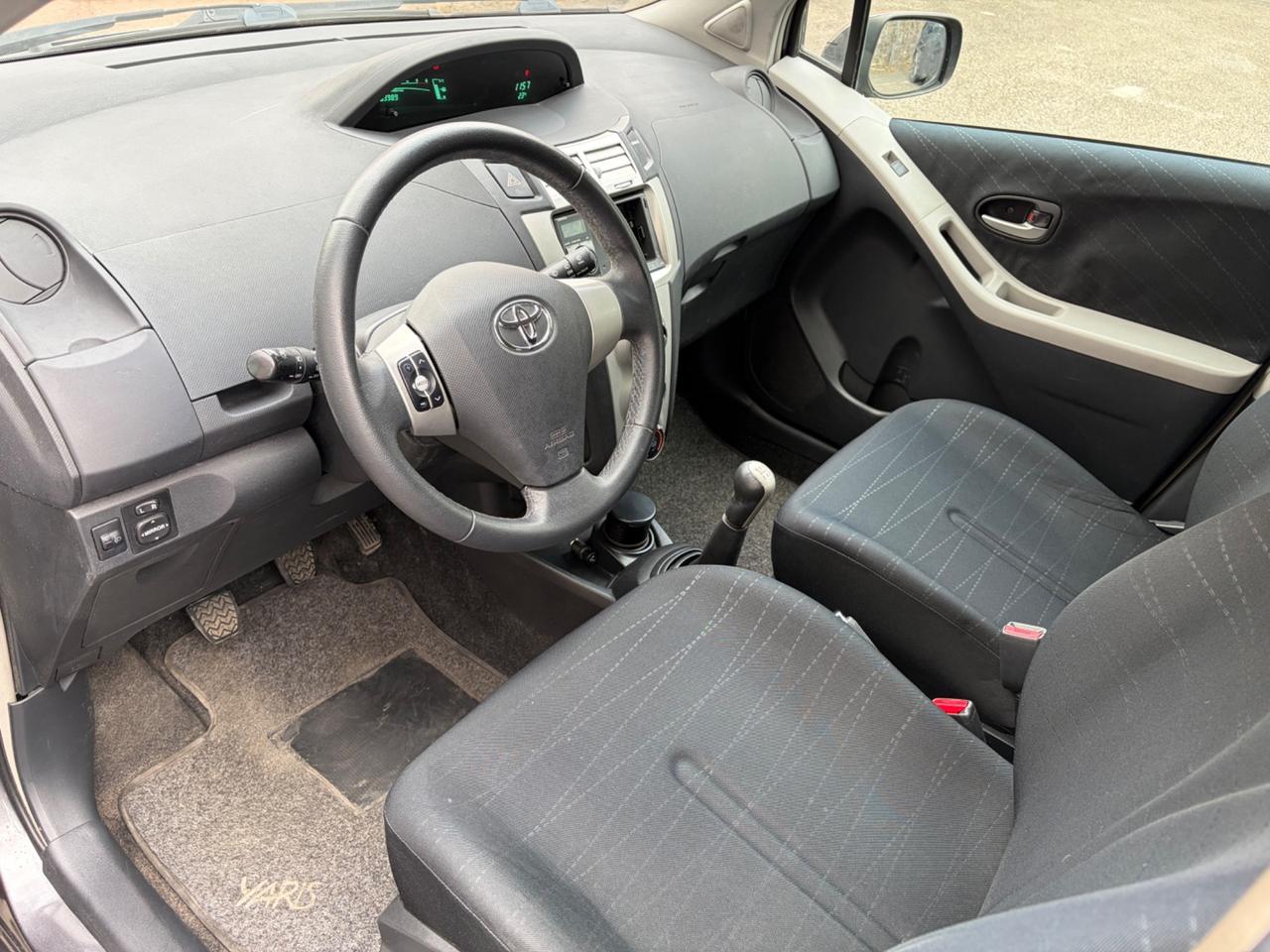 TOYOTA YARIS 1.0 1.4 D-4D 5 PORTE NAVI “PERFETTA”