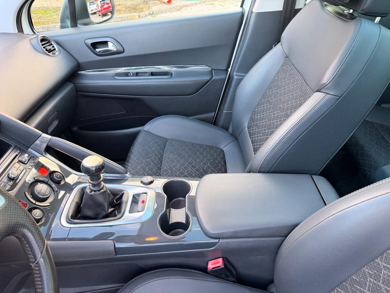 Peugeot 3008 BlueHDi 120 S&S Allure
