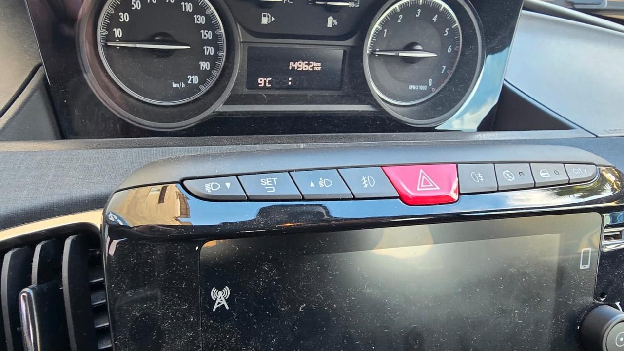 Lancia Ypsilon 1.0 FireFly 5 porte S&S Hybrid Ecochic Gold