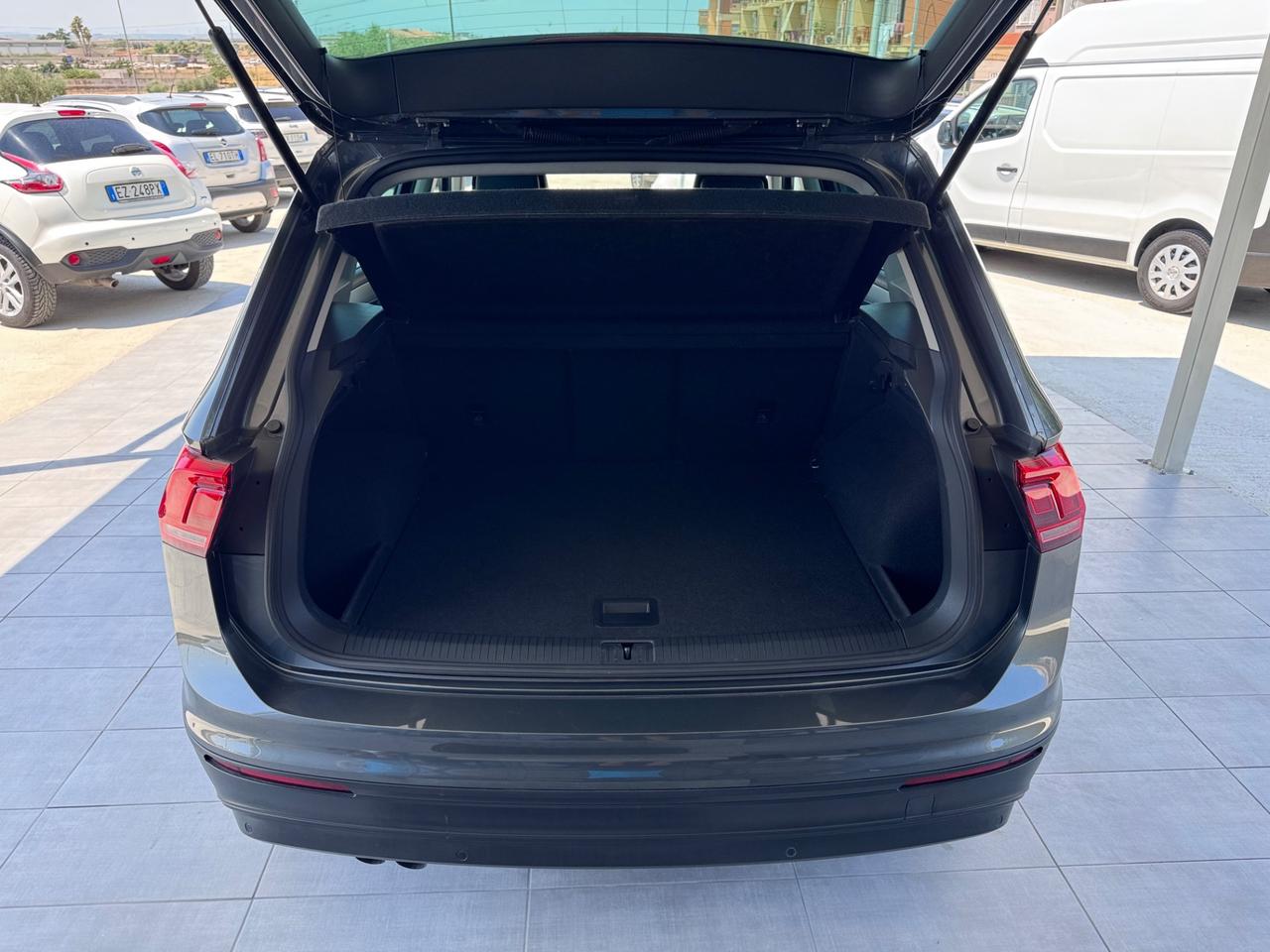 Volkswagen Tiguan 2.0 TDI SCR Business BlueMotion Technology