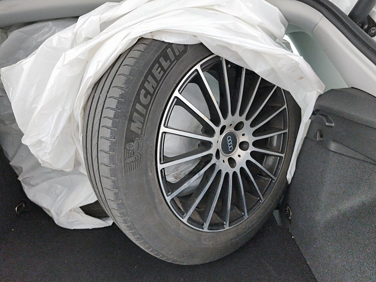 Audi Q3 35 2.0 tdi Business Advanced