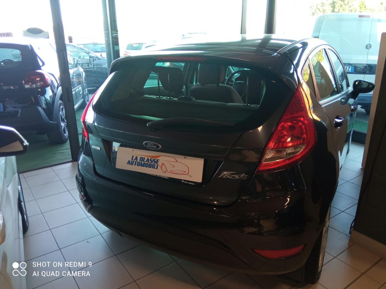 Ford Fiesta 1.4 TDCi 5p. Ghia neopatentati
