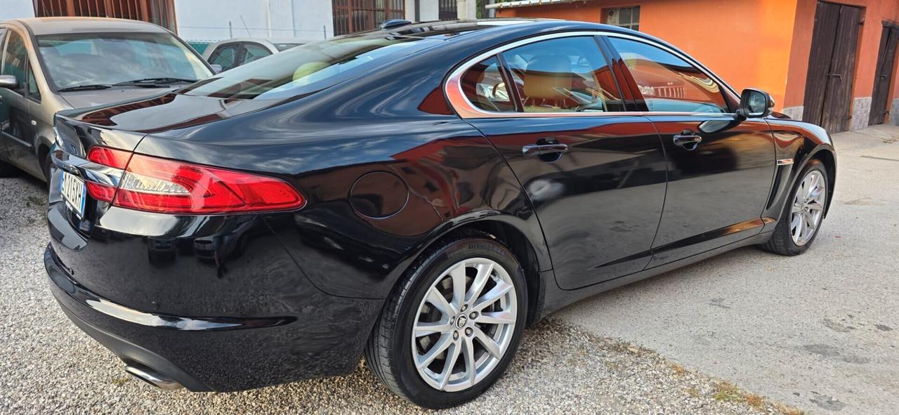 Jaguar XF 3.0 D V6 full optional
